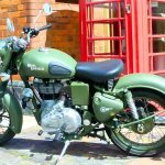Royal Enfield Bullet: बजट का राजा और माइलेज की खिलाड़ी बनी Royal Enfield Bullet! आया नए तेवर में, दमदार लुक और जेब पर हल्का