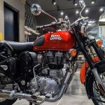 Royal Enfield Classic 350 New: नए रंग और धांसू फीचर्स के साथ आया रॉयल ठाठ
